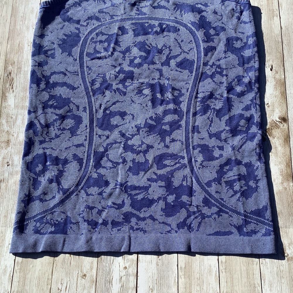 Lululemon Swiftly Tech Racerback Light Blue Size 6 - Picture 6 of 14